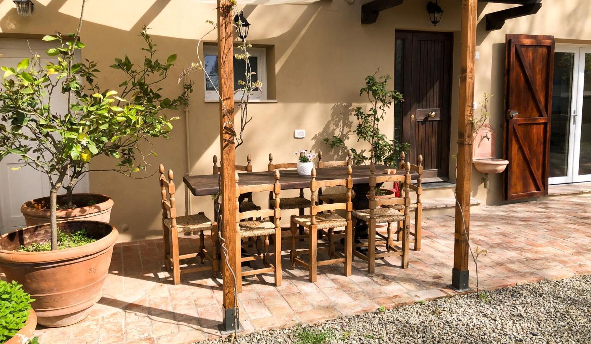La Tonnaia Apartment Lari Ngoại thất bức ảnh