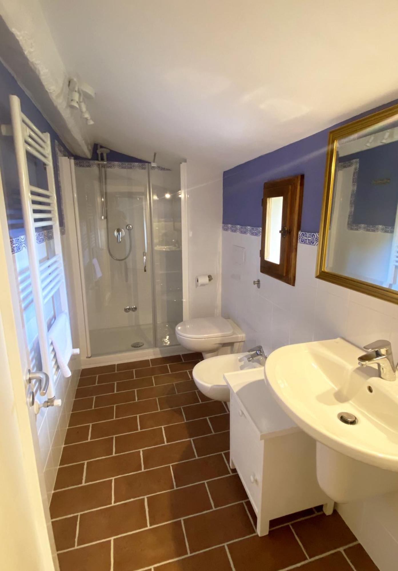 La Tonnaia Apartment Lari Ngoại thất bức ảnh